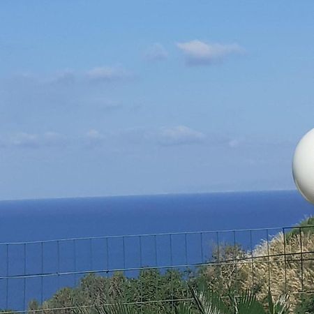 La Casa Delle Delizie Hotel Messina Exterior foto