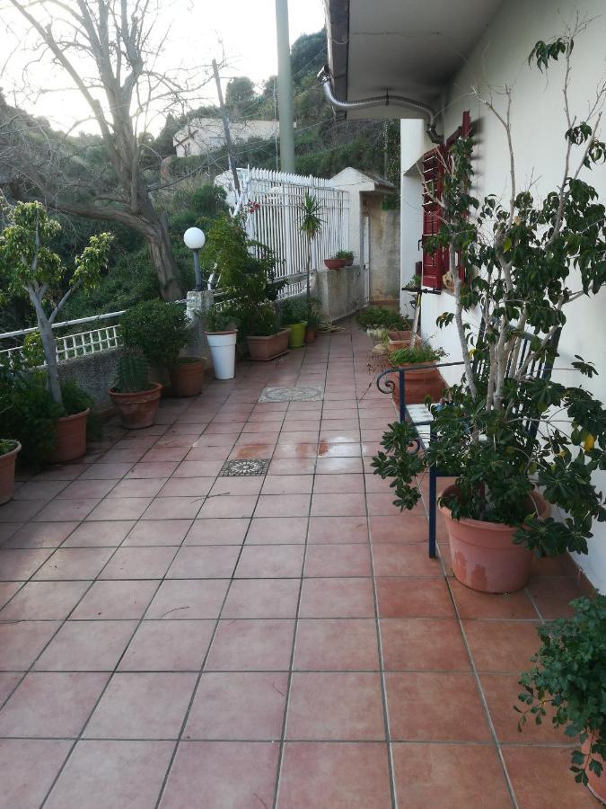 La Casa Delle Delizie Hotel Messina Exterior foto